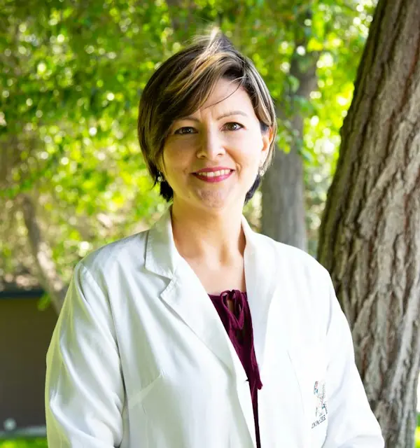 Dr. Andreea Lazăr